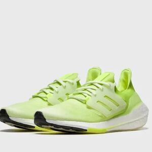 NEW Adidas Ultraboost 22 Running Shoes Men's Sneakers Almost Lime GX5557 US 11.5